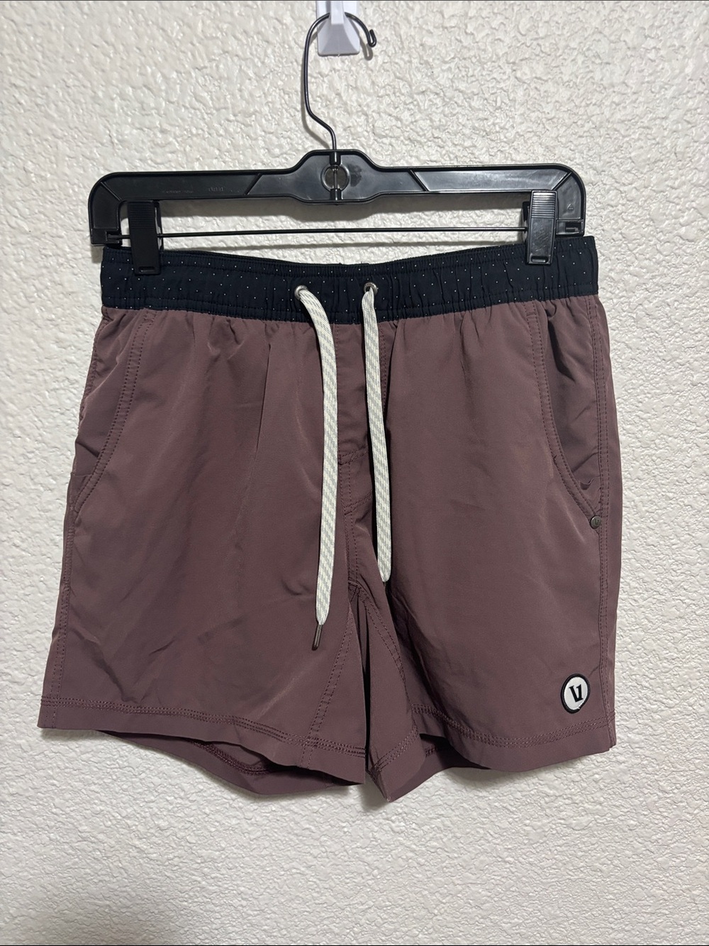 Vuori Men's Mauve Elastic-Waist Hybrid Shorts with White Drawstring